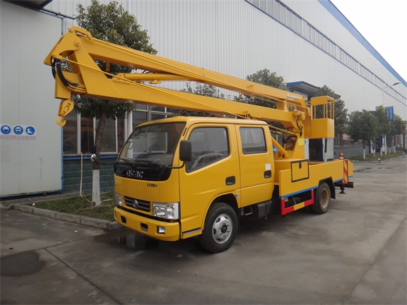 國(guó)五東風(fēng)凱普特（小多利卡）高空作業(yè)車