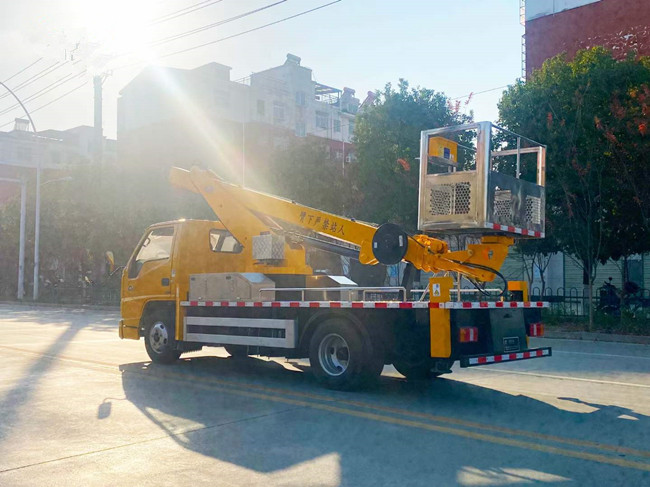 藍牌國六江淮康鈴21米直臂高空作業(yè)車